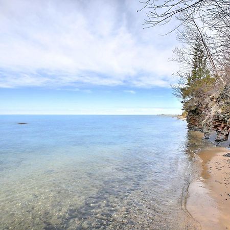 Gorgeous Charlevoix Home on Lake Michigan! Ellsworth Buitenkant foto